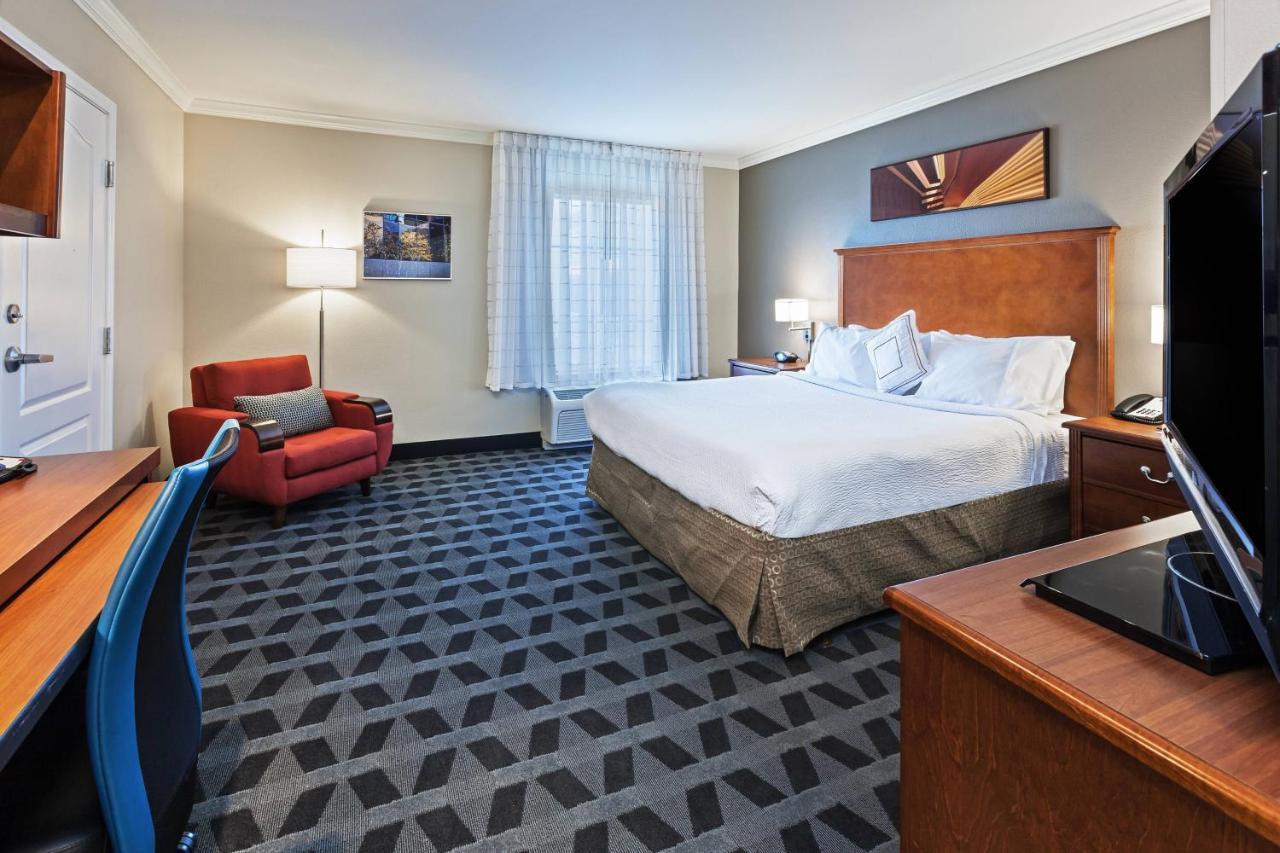 Towneplace Suites By Marriott Odessa Exterior foto